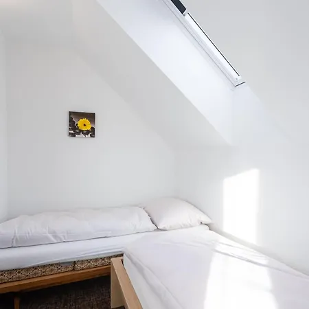 Apartman Cubik Bozi Dar Exterior photo